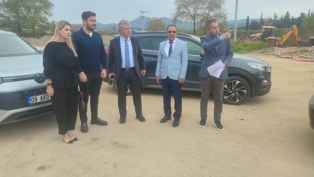 Kuşadası'nda okul alanlarında inceleme gerçekleştirildi