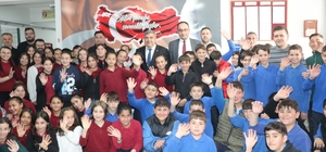 Sünnetci okul programlarına devam ediyor