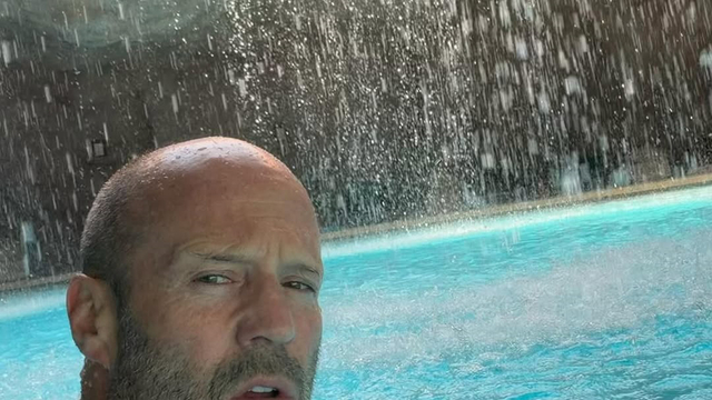 İngiliz oyuncu Antalya'da tatil yapıyor