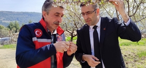 Uşak İl Tarım ve Orman Müdürlüğü ekipleri üreticiyle bir araya geldi