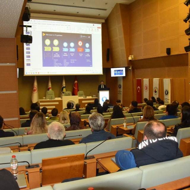 Yerli Malı Tebliği toplantısında sanayicilere kritik yol haritası sunuldu