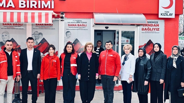 Ölmeztoprak'tan sahada yoğun temaslar