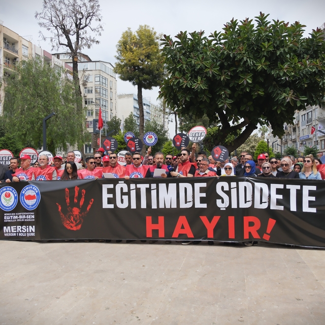 Şanlıurfa'daki okul saldırısı Adana ve çevre illerde protesto edildi