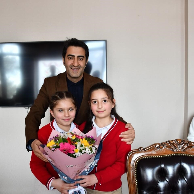 Sarıkamışlı öğrencilerden "Oyuncu Beyinler" turnuvasında gururlandıran başa...