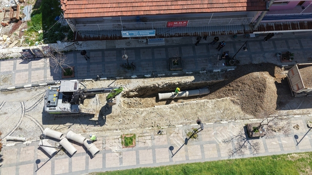 Selendi'ye 6 milyonluk altyapı hamlesi
Yenicami Mahallesi'nde kronik sorunlar tarihe karışıyor