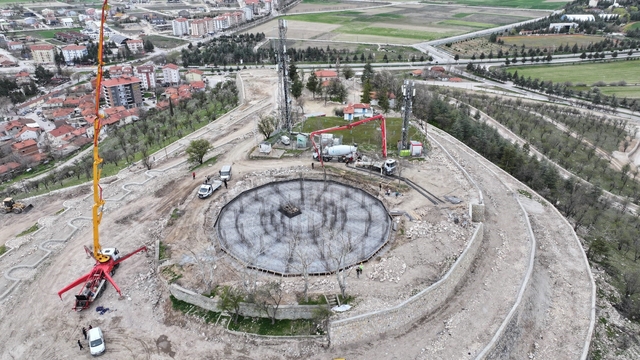 Çünür Tepesi'ne restoran ve sosyal tesis inşa ediliyor