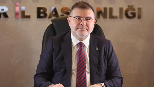 AK Partili Saygılı'dan CHP'li mevkidaşına bankamatik memurları eleştirisi