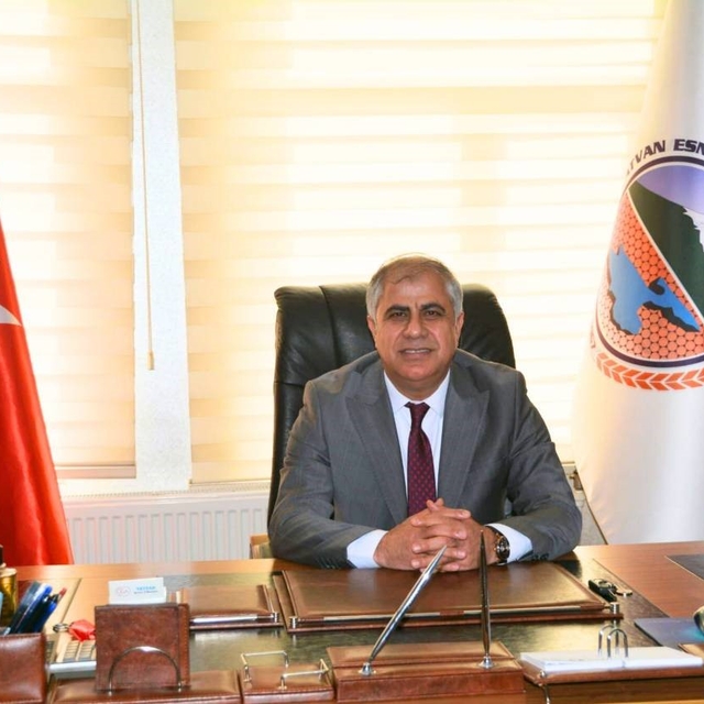 Tatvan'da bardak çay ücretine zam