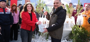 Yozgat'ta 4 bin 500 adet fidan dağıtıldı