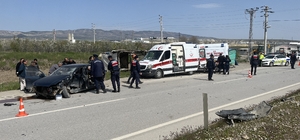 Çankırı'da 2 otomobil kavşakta çarpıştı: 4 yaralı