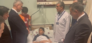 Bakanlar yaralı öğrencileri ziyaret etti