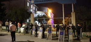 Saldırının yaşandığı okulda izler siliniyor Kahramanmaraş’ta 1’i öğretmen 9 kişinin öldüğü, 13 kişinin yaralandığı okulda görevliler temizlik çalışması başlattı