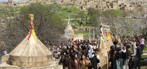 Şırnak'ta Ezidiler 'Çarşema Sor Bayramı'nı festival havasında kutladı