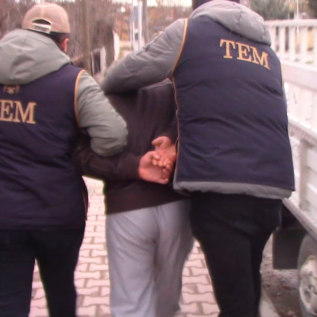 Malatya ve Şanlıurfa'da DEAŞ operasyonu: 9 gözaltı