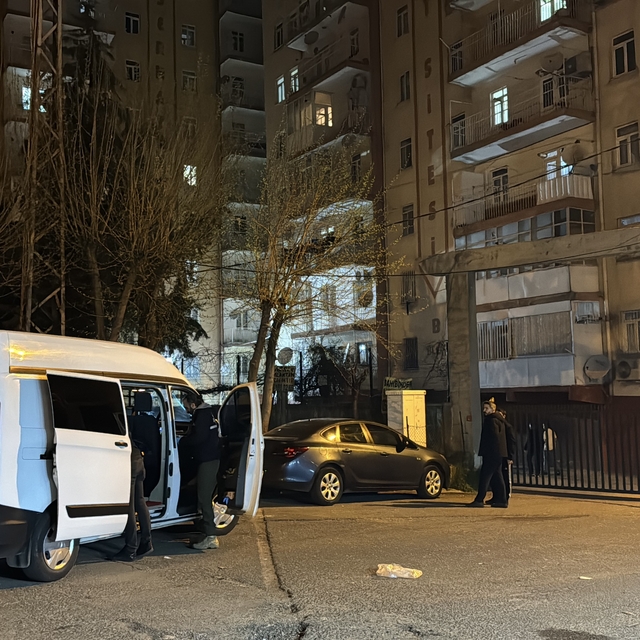 Diyarbakır'da bir kişi silahla eşini öldürdü, kızını yaraladı
