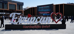 Erzincan’da öğretmenler şiddete karşı toplandı