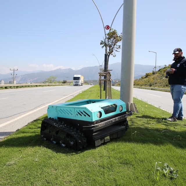 Hatay Büyükşehir Belediyesi'nden yeşil alanlara teknolojik dokunuş