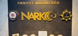 Ağrı ve Hatay'da uyuşturucu operasyonu: 12 tutuklama Operasyonda 4 kilogram metamfetamin ve 2 kilo 75 gram esrar ele geçirildi