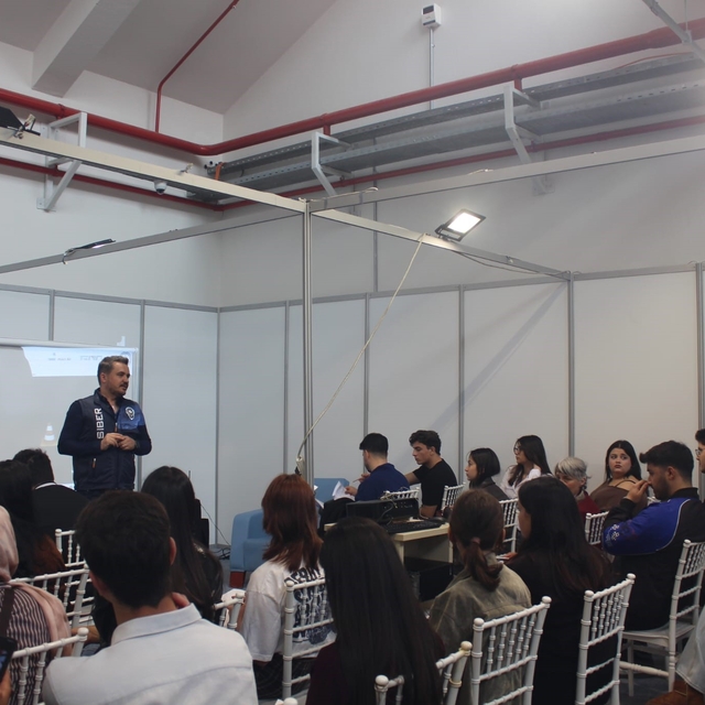 Aydın'da öğrencilere Siber Güvenlik Eğitimi