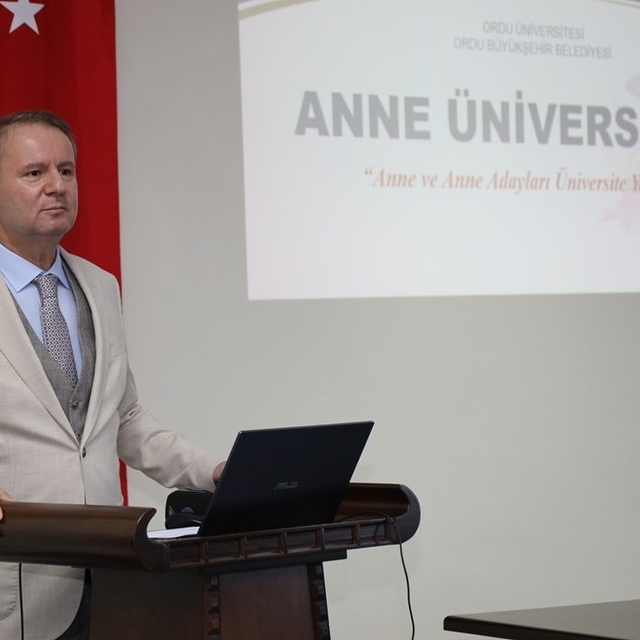 Ordu'da "Anne Üniversitesi" açıldı
Ordu Üniversitesi Rektörü Prof. Dr. Baş:...