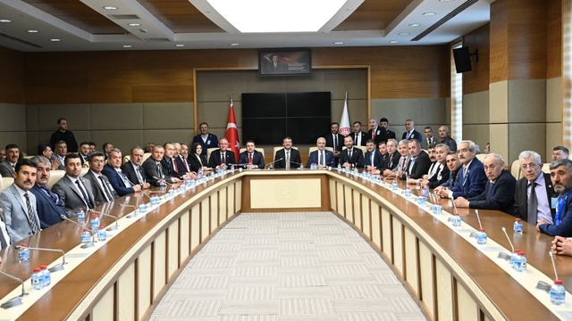 Kütahya'da mahalle ve köylerin sorunları masaya yatırıldı