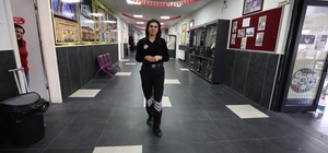 Sivas Belediyesi'nden Türkiye'ye örnek olacak okul uygulaması Sivas'ta okullarda görev yapan güvenlik görevlilerinin maaşlarını Sivas Belediyesi ödüyor