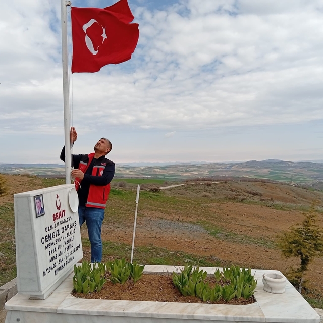 Elazığ'da şehitlikler ziyaret edildi