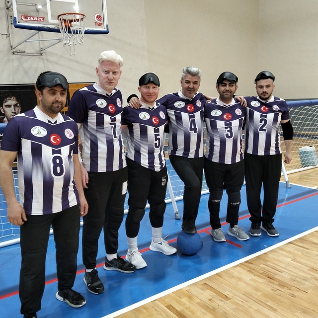 Görme engelli sporculardan büyük başarı