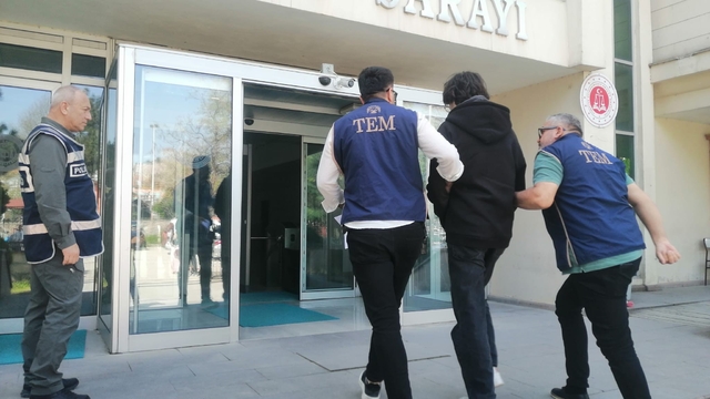 Okulu hedef gösterdi, gözaltına alındı