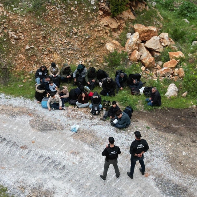 Bodrum'da 6'sı çocuk 21 düzensiz göçmen yakalandı