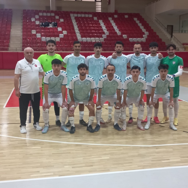 NÖHÜ futsal takımından Türkiye ikinciliği