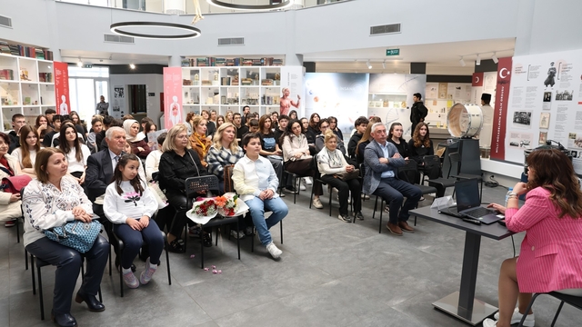 Nilüfer Sağlık Buluşmaları'nda çocukluk aşılarının önemi vurgulandı