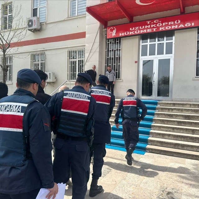 Edirne'de göçmen kaçakçılığı operasyonu: 3 tutuklama