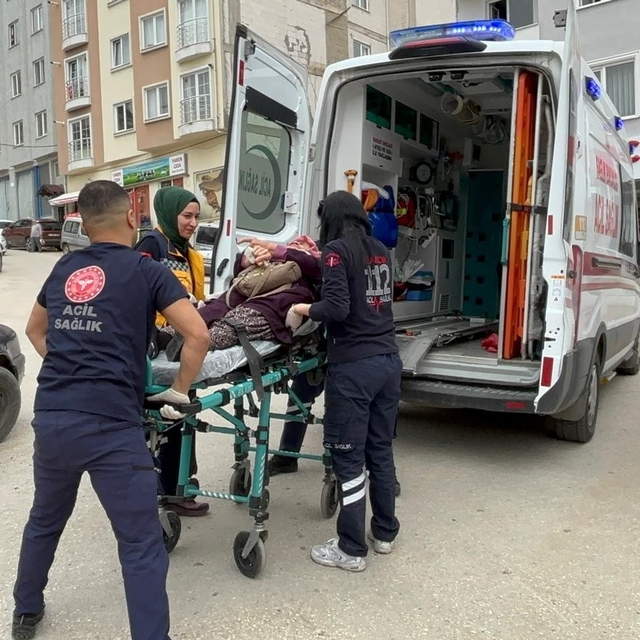 Bilecik'te trafik kazası, 2 kişi yaralandı