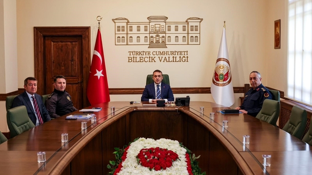 Okullara yönelik saldırılar sonrası Bilecik'te güvenlik tedbirleri masaya yatırıldı