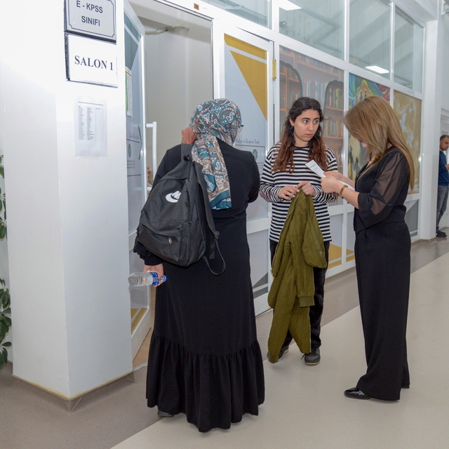 E-KPSS adaylarına hem prova hem moral desteği