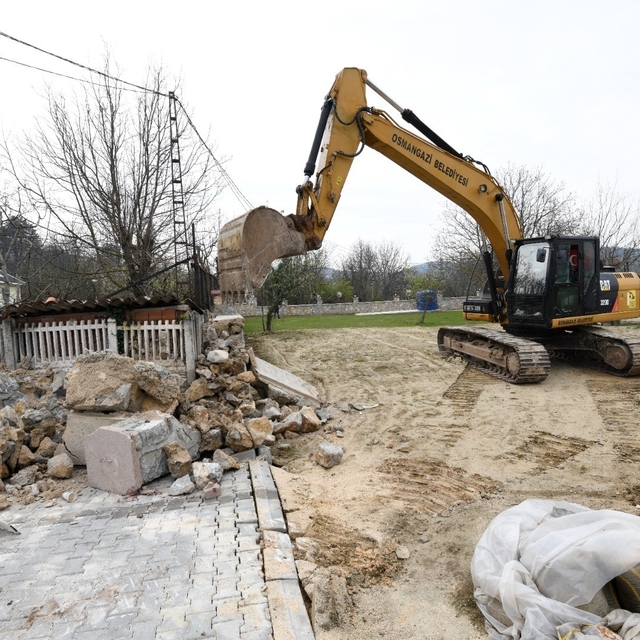 Osmangazi Belediyesi'nden kaçak yapılaşmaya geçit yok
Osmangazi'de sit alan...