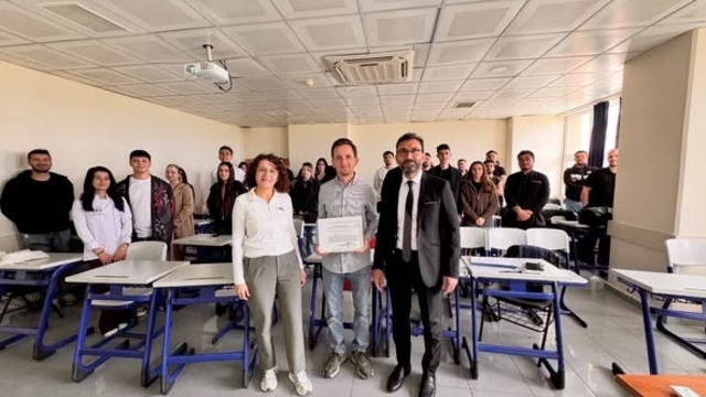 Burhaniye'de yemek fotoğrafçılığı eğitimi