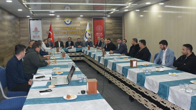 Tatvan'da turizm sektör temsilcileri toplantısı gerçekleştirildi