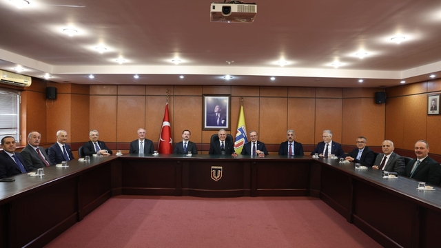 Başkan Memet Aslan OSBÜK zirvesi için Trabzon'da