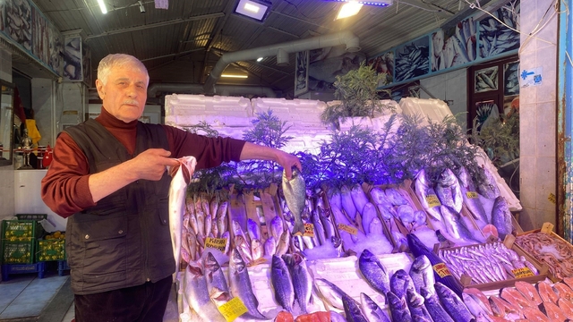 Yasak başladı, balık fiyatlarında henüz bir artış yok
Esnaf ilerleyen dönemle fiyatlarda artış bekliyor