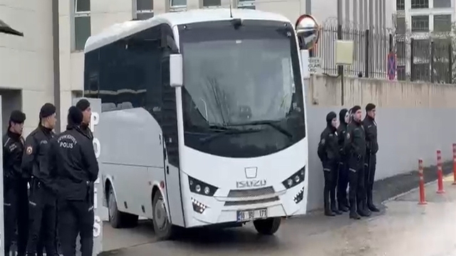 Bursa'daki 'usulsüzlük' ve 'rüşvet' soruşturmasında 3 kişi daha gözaltında