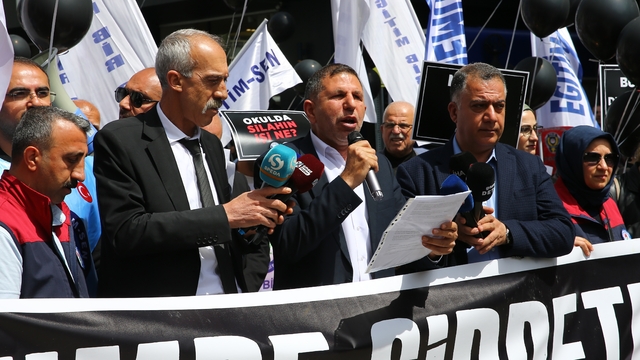 Takis Copy Şanlıurfa ve Kahramanmaraş'taki okul saldırıları Diyarbakır'da protesto ...