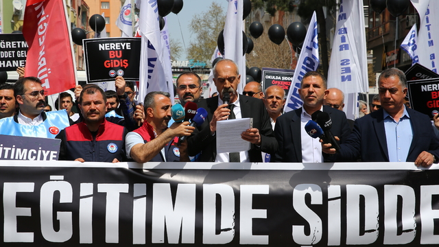 Takis Copy Şanlıurfa ve Kahramanmaraş'taki okul saldırıları Diyarbakır'da protesto ...