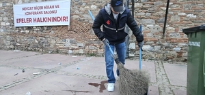 Efeler Belediyesi ekipleri Nevzat Biçer Parkı'nı temizledi