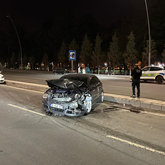 Kayseri'de iki otomobil çarpıştı: 1 yaralı