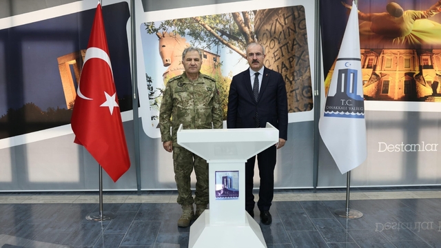 Kara Kuvvetleri Komutanı Orgeneral Tokel'den Vali Toraman'a ziyaret