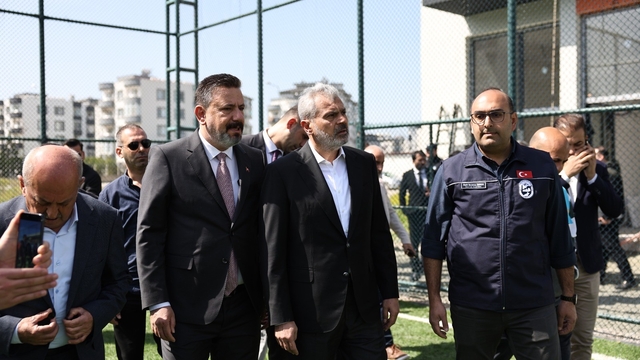 Başkan Öntürk Arsuz'daki yatırımları inceledi