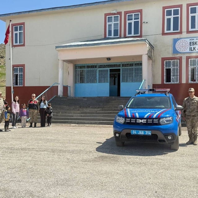 Patnos'ta okullarda güvenlik önlemleri artırıldı