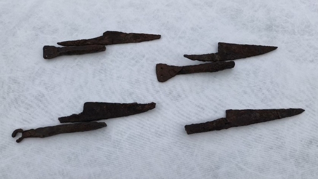 Hadrianopolis Antik Kenti'nde 5'inci yüzyıla ait bıçaklar ve kösüre taşı ortaya çıkarıldı